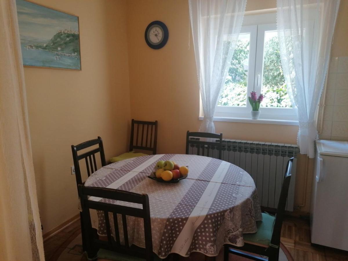 Apartments Cubranic Baska  Luaran gambar